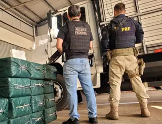 Ação conjunta da PRF e da Receita Federal faz maior apreensão de cocaína do ano