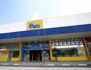 Petz e Cobasi vão criar maior rede de varejo pet do país, ação salta mais de 40%