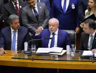 Congresso derruba parcialmente veto de Lula e libera R$ 3,6 bilhões para emendas de comissão