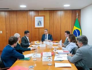 Governo estuda antecipar reunião de presidentes para acomodar COP30 em Belém