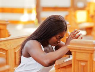 Mulheres negras são maioria nas igrejas evangélicas paulistanas, aponta pesquisa Datafolha