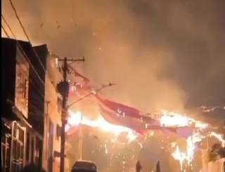 SP: balão cai, pega fogo e causa transtornos na zona leste da capital