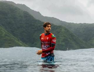 Equipe brasileira de surfe, a maior nos Jogos, está completa no Taiti