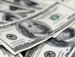 Dólar opera em alta e vai a R$ 5,63, à espera de novos dados econômicos nos EUA