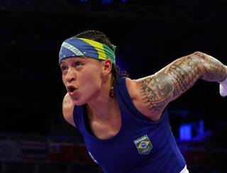 Bia Ferreira vence mais uma e garante ao menos o bronze em Paris