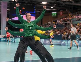 Brasil vence e avança às quartas do handebol feminino