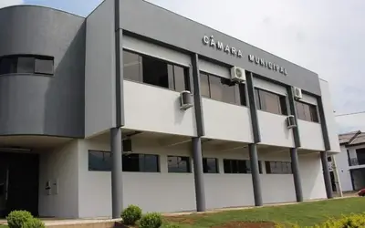 Câmara de Guarapuava aumenta salário de vereadores em R$ 4,4 mil em ritmo acelerado