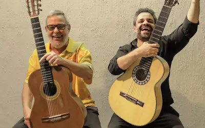 Marco Pereira e Rogério Caetano se irmanam nas requintadas tramas dos violões do álbum 'Folia das cinco'