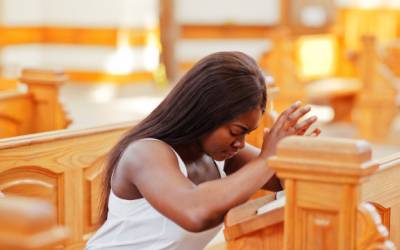 Mulheres negras são maioria nas igrejas evangélicas paulistanas, aponta pesquisa Datafolha