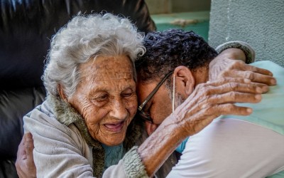 Maioria de casamentos envolvendo idosos mantém separação total de bens