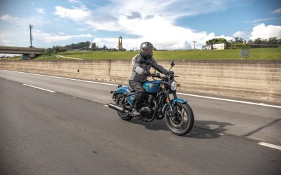 Royal Enfield Shotgun 650 é opção mais barata entre motos estradeiras e vem como alternativa à Meteor; veja impressões